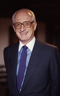 Ian Russell, 13th Duke of Bedford