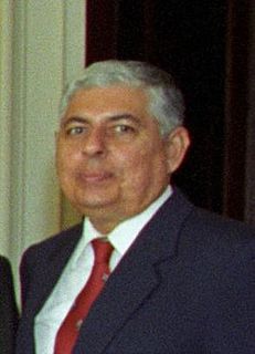 Manuel Esquivel